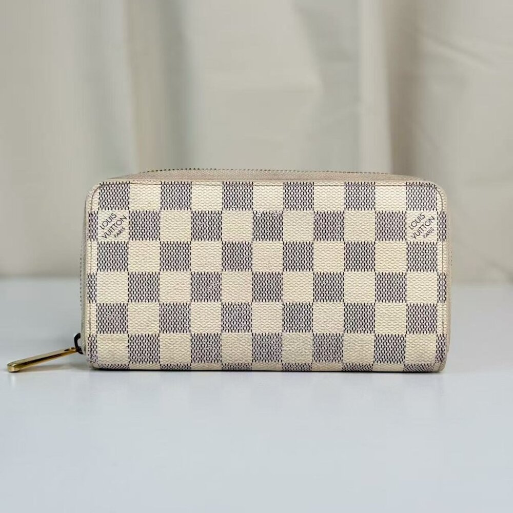 Louis Vuitton Damier Azur Wallet with Classic Checkerboard Design